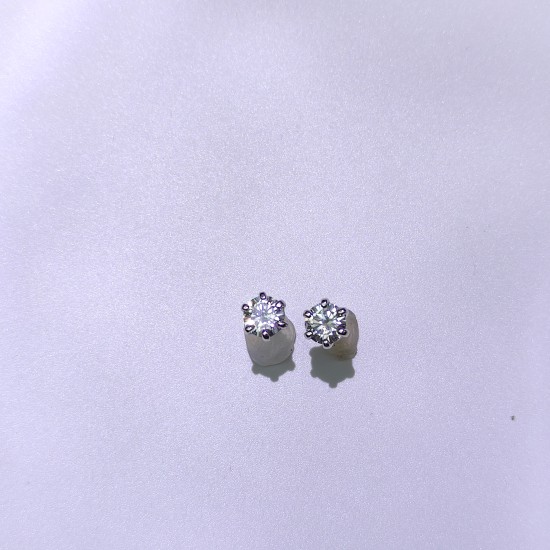 White Simple Stud Earrings